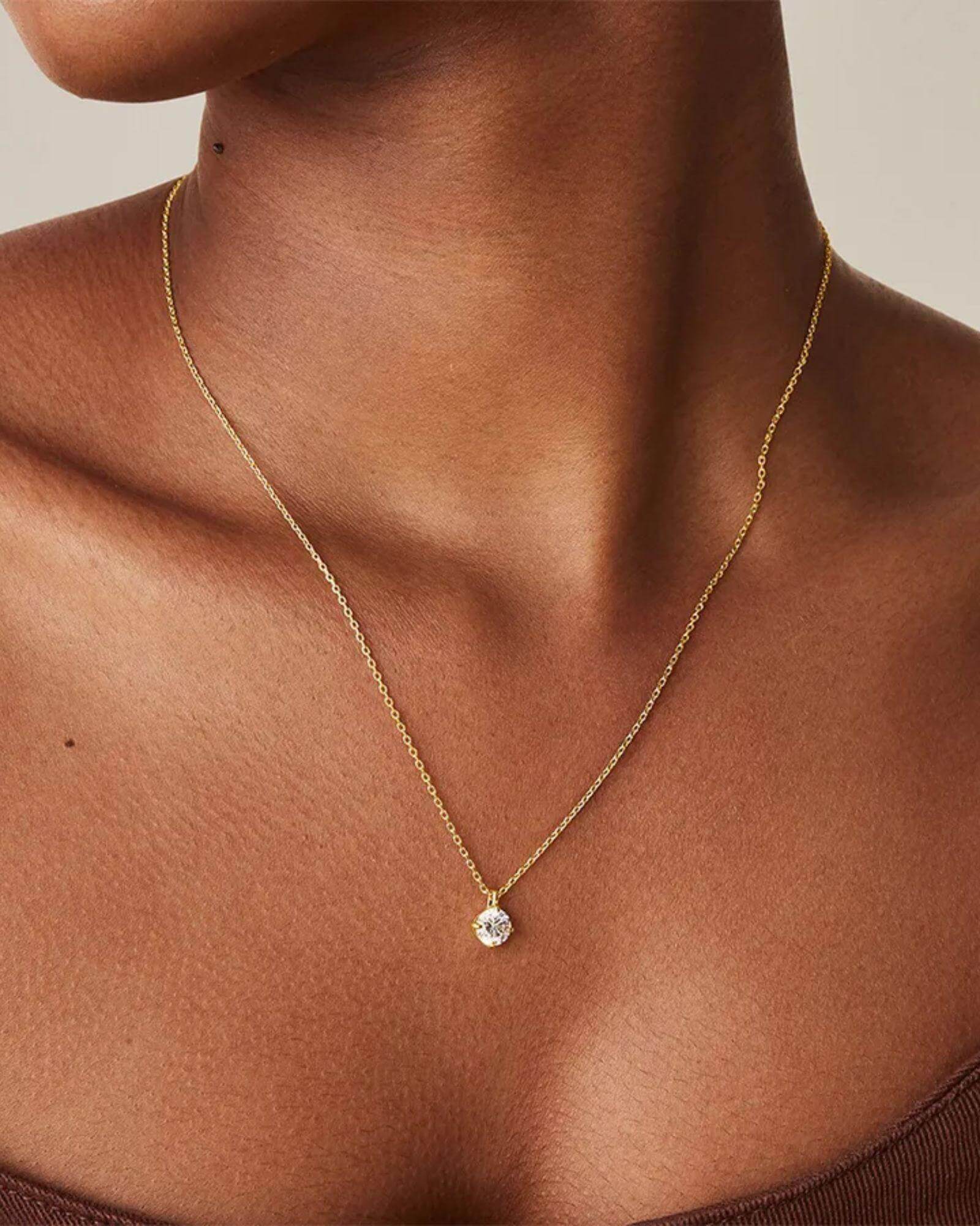 Round Zircon Pendant Necklace