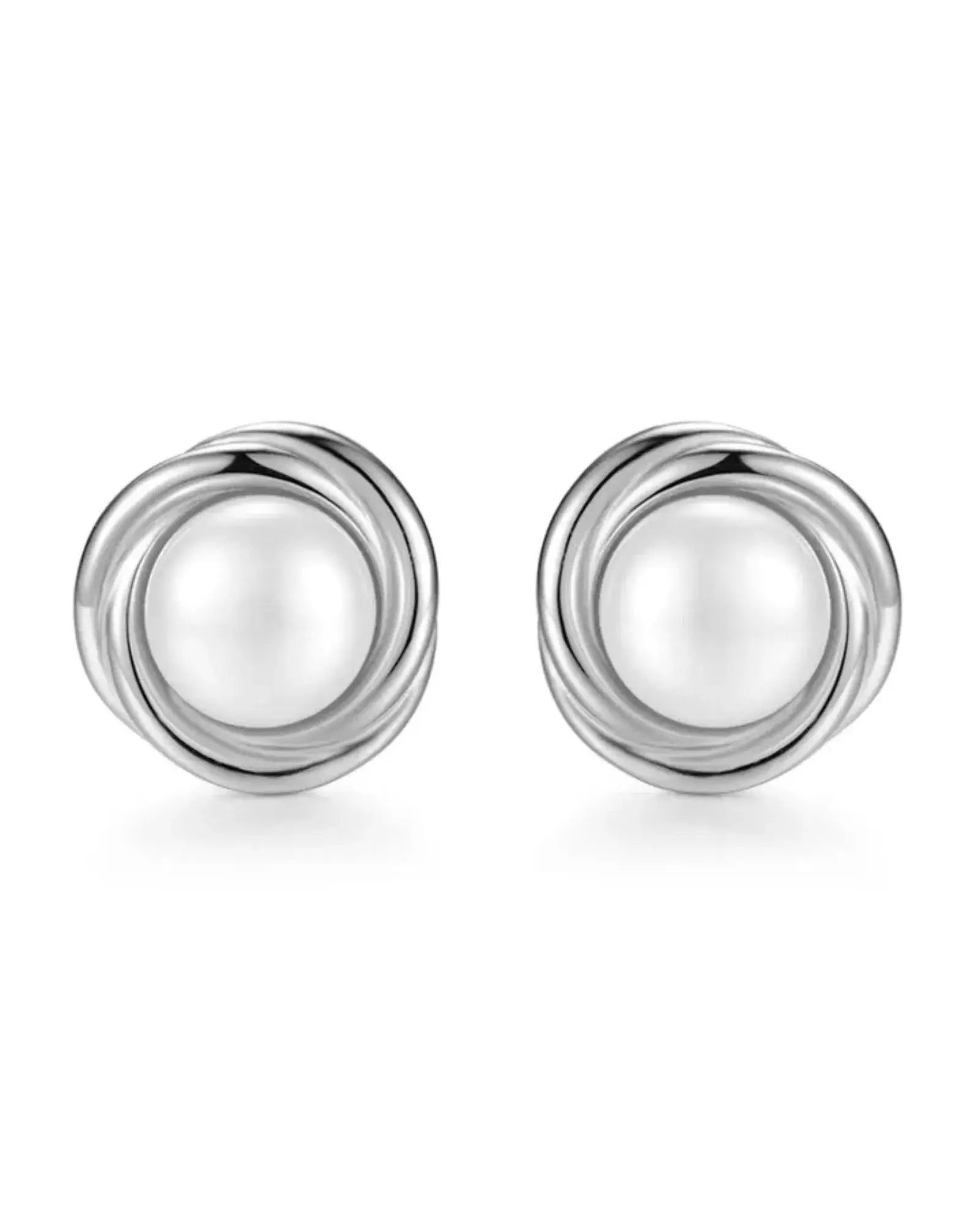 Pera Pearl Ear Studs