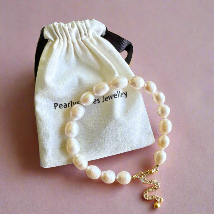 Classic Pearl Bracelet