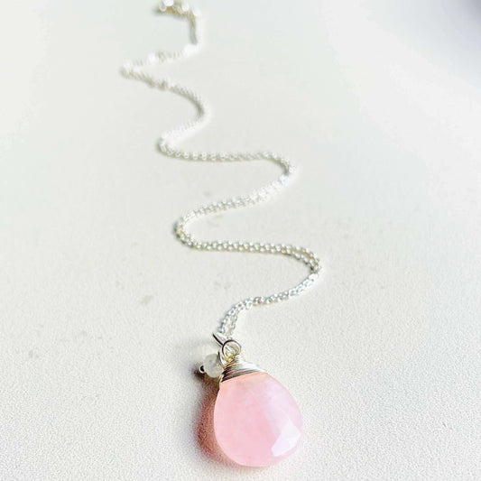 Rose quartz & Moonstone dainty necklace in Sterling silver