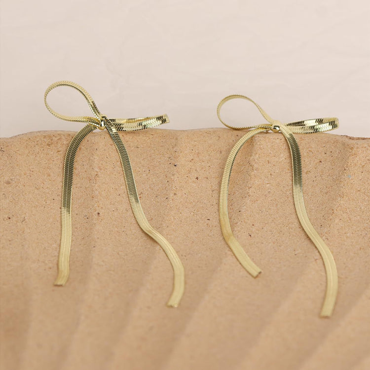 Chunky Chic Bow Bar Earrings