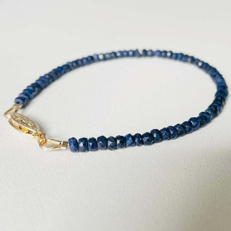 Blue sapphire Bracelet in Gold filled.