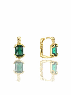 Green vintage square hoop earrings featuring vibrant green zircon stones, adding timeless elegance to any outfit.