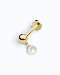 Pearlystones 3mm freshwater pearl cartilage stud with a gold flat back post for comfortable everyday wear.