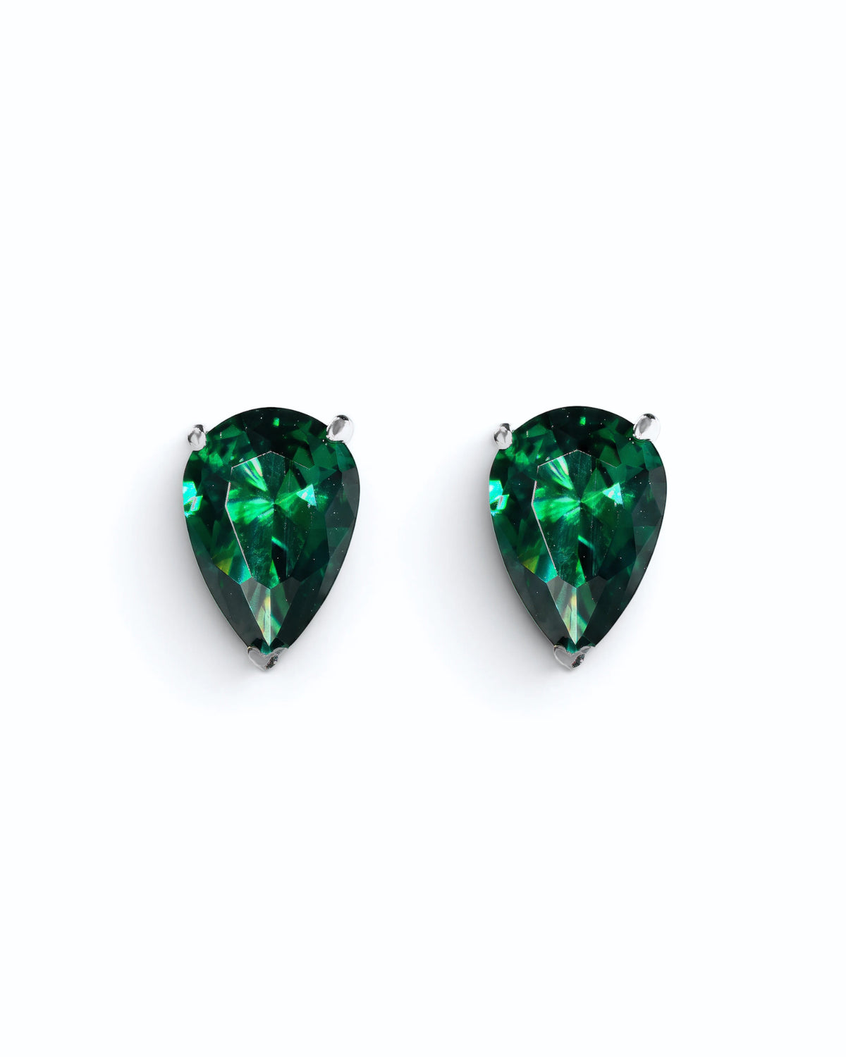 Pearlystones green cubic zirconia water droplet stud earrings in a minimalist pear-shaped design.