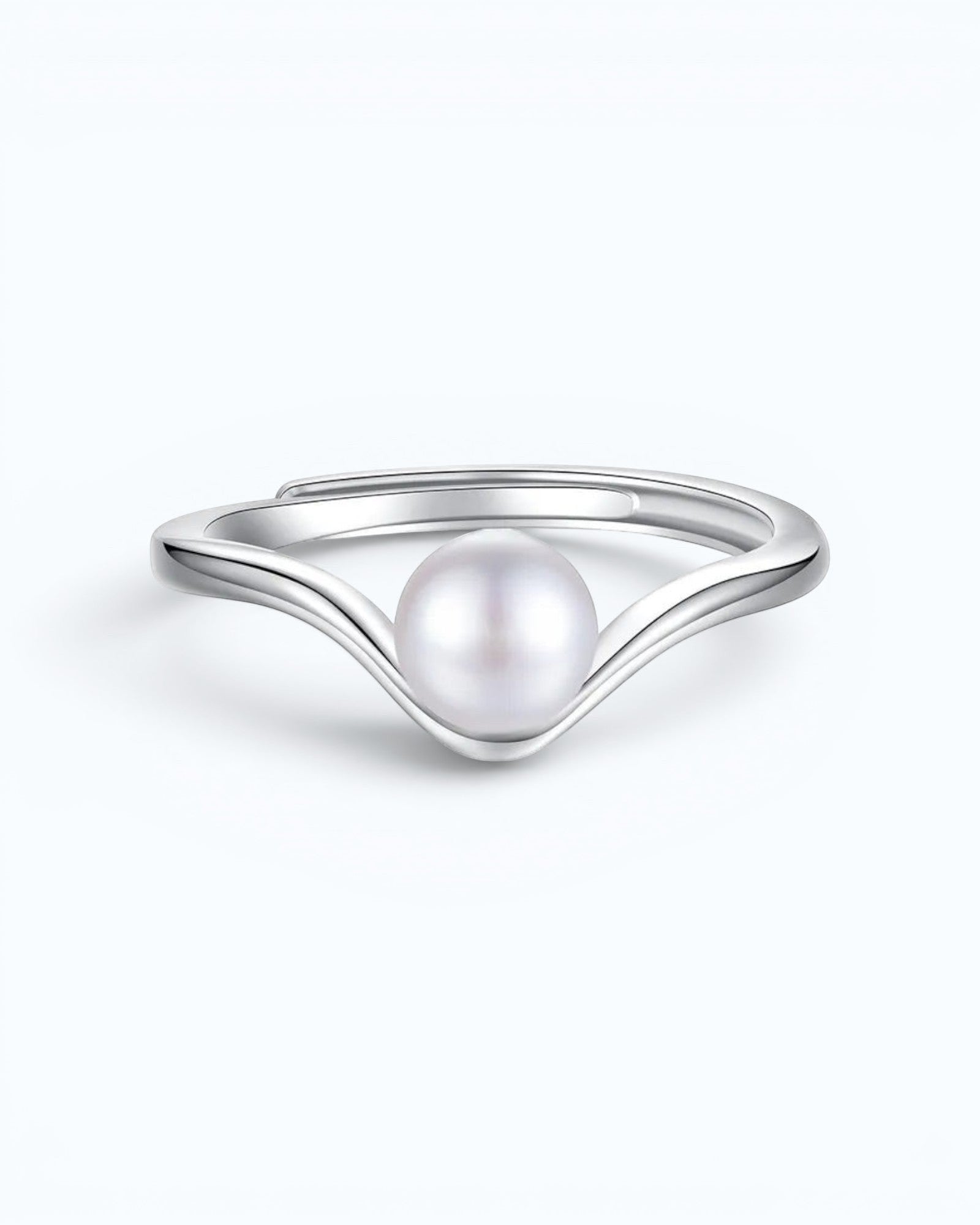 Pearlystones minimalist V-shaped adjustable ring featuring a natural freshwater pearl in a sleek silver-tone finish.