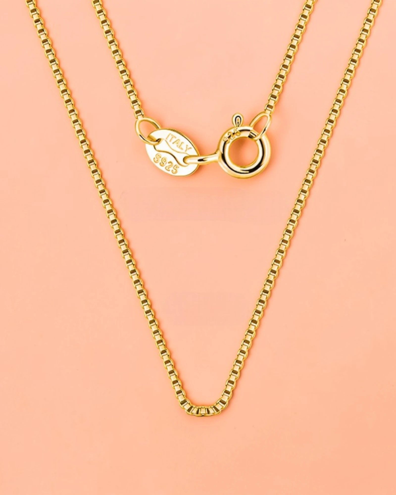 0.6mm Box Chain sterling silver featuring a lustrous platinum finish and a secure clasp.